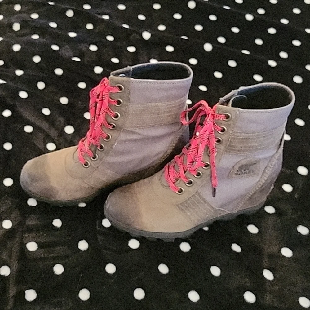 Sorel Lexie Wedge Booties - Picture 5 of 8